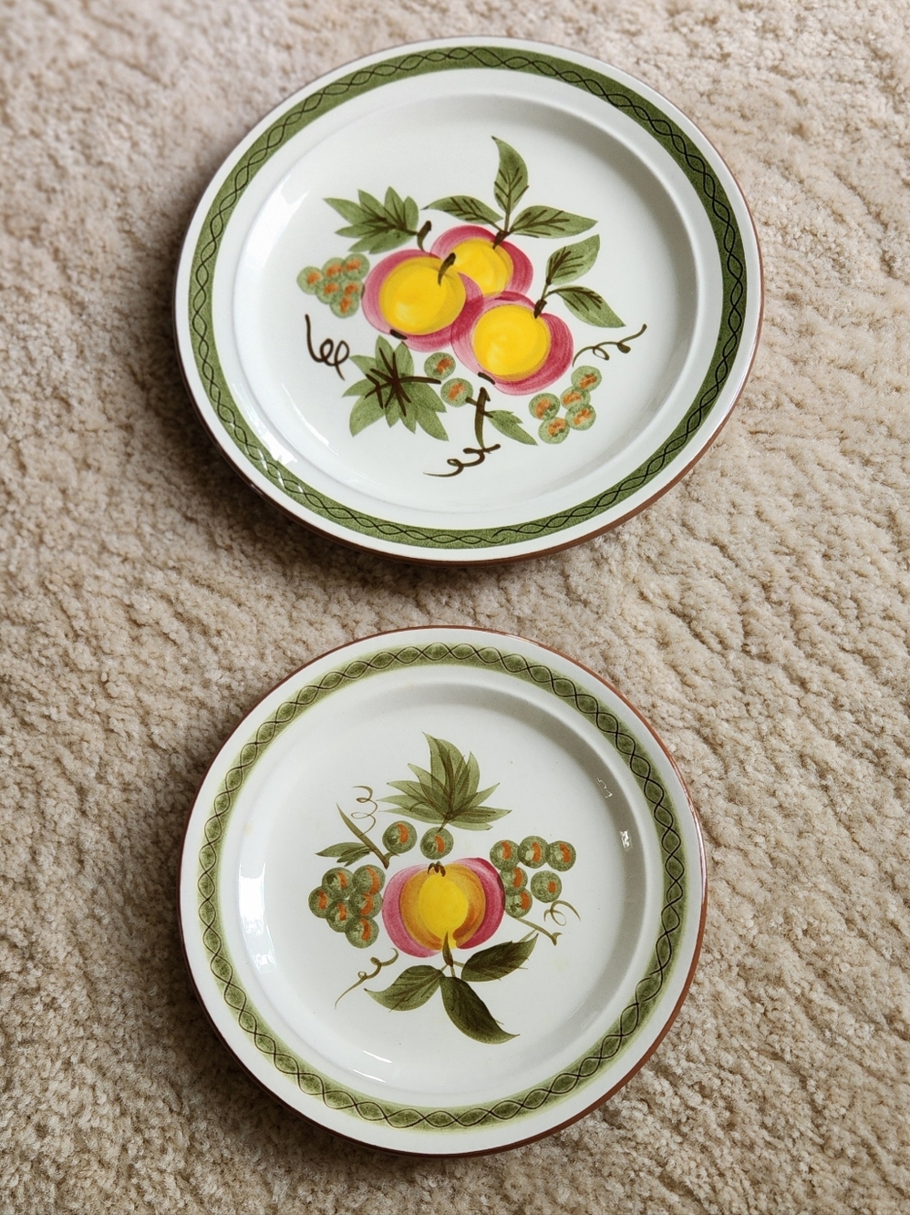 Vintage Stangl "Apple Delight" Set of 1 Dinner And 1 Salad Plate